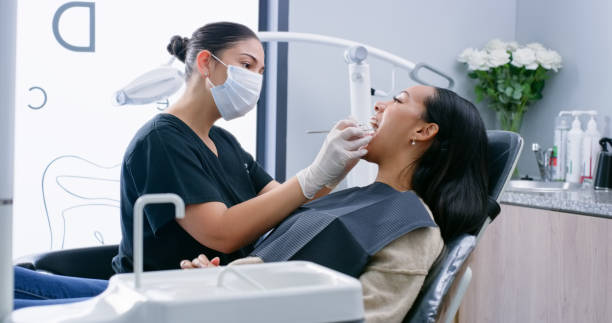 Best Emergency Dental Care  in Las Flores, CA